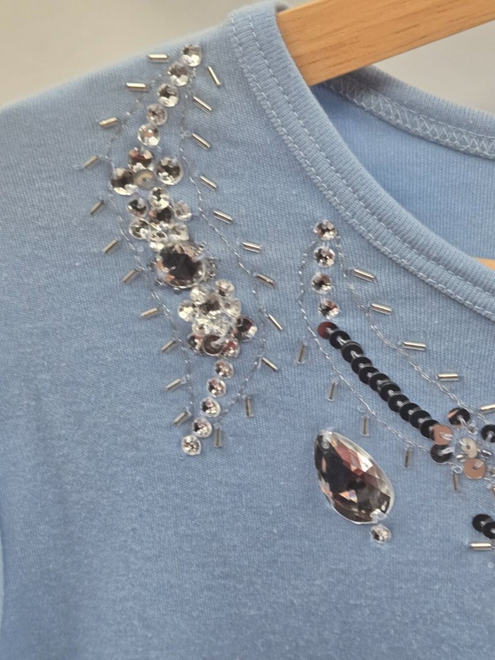 Quacker Factory Blue Sequin Rhinestone 3/4 Sleeves Top Size Small - Picture 9 of 12